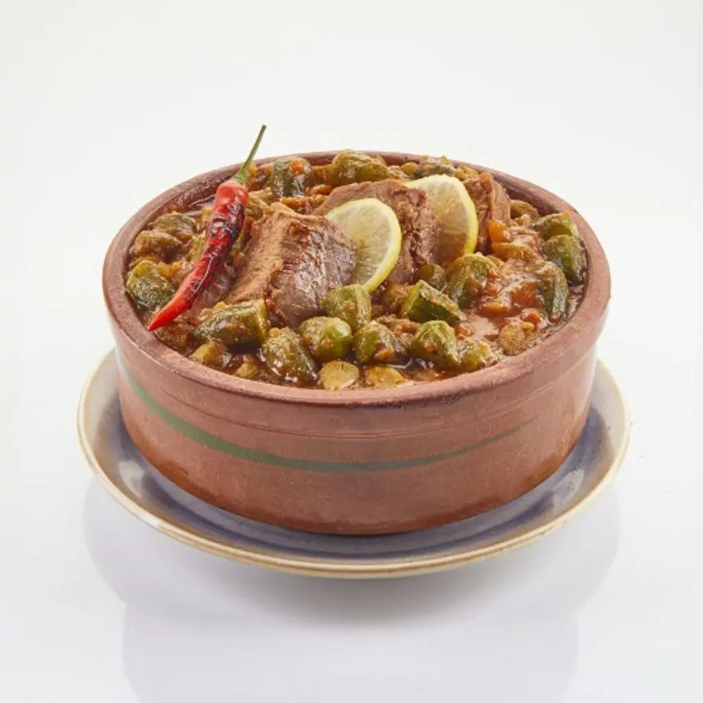 طاجن لحم مع الأرز والخضار